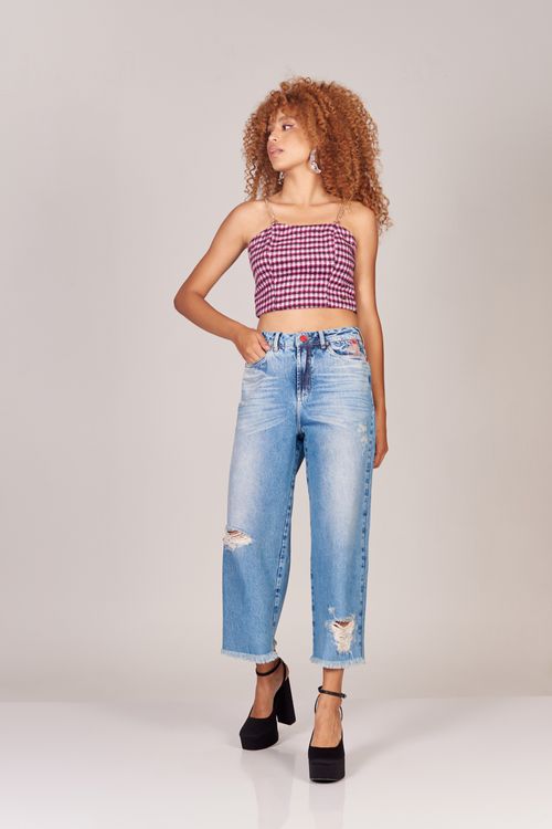 Calça Patogê feminina pantacourt jeans com detalhe bordado cintura alta (G4)
