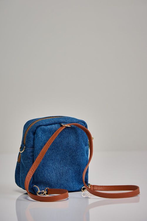 Mochila jeans feminina Patogê AC37894