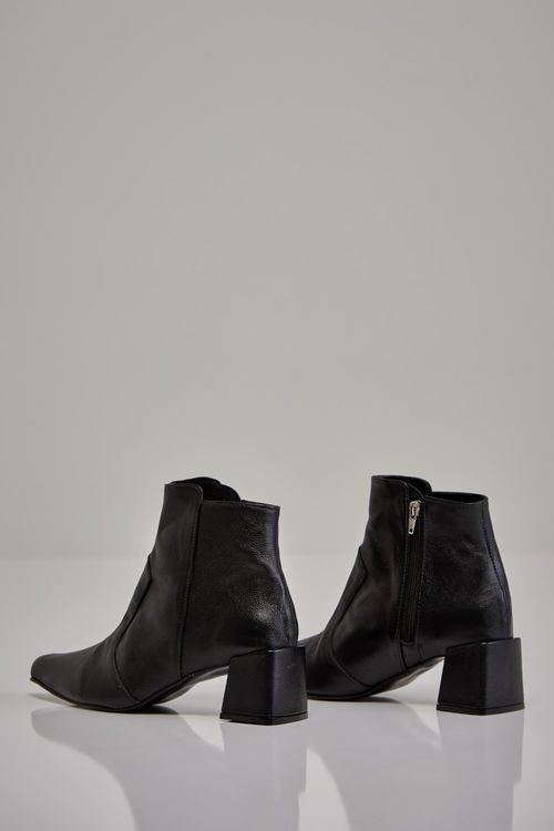 Bota bico fino feminina Patogê AC38034