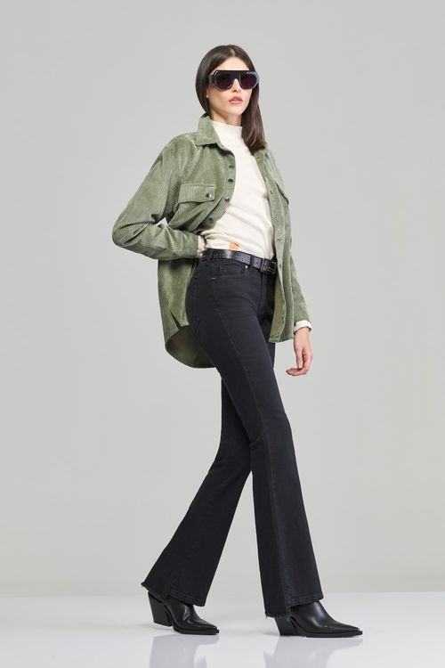 Calça flare em sarja feminina Patogê cintura média (G3) CL37818
