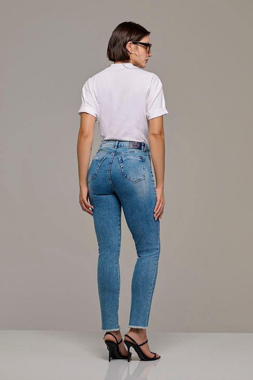 Calça Mom Jeans Feminina Patogê Cintura Alta (G4) CL38142